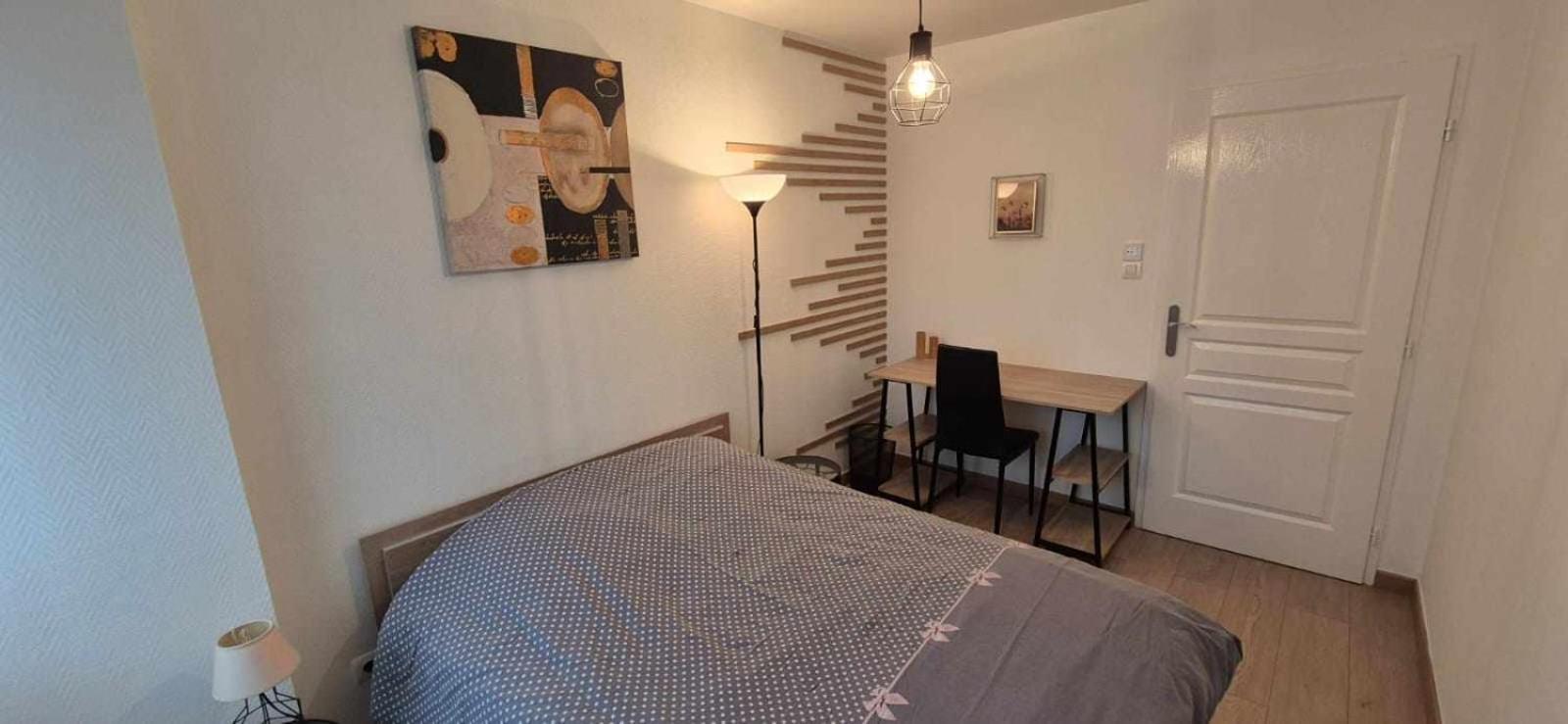 Nouveau !! Appartement Confortable Totalement Renove Avec Parking Gratuit - Hypercentre De Нанси Экстерьер фото